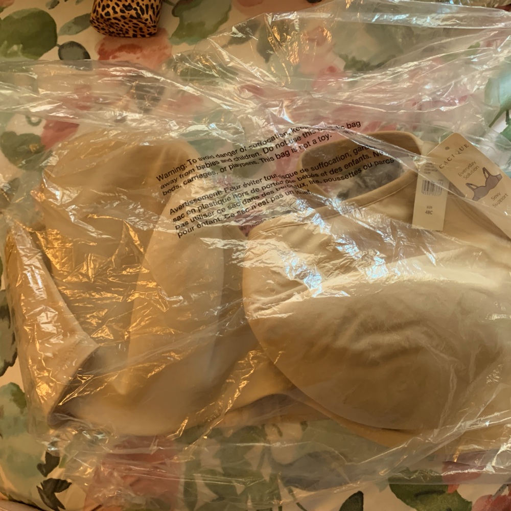 Cacique Smooth Balconette Bra, New with Tags!